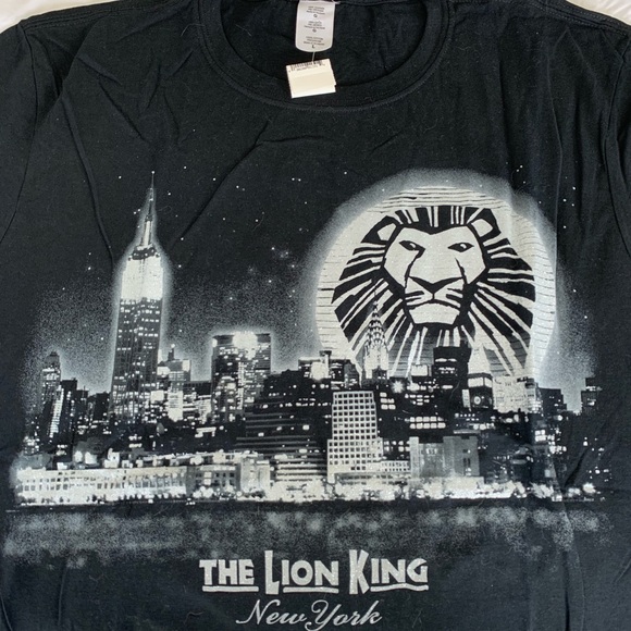 The Lion King on Broadway Glitter T-Shirt - Picture 1 of 7